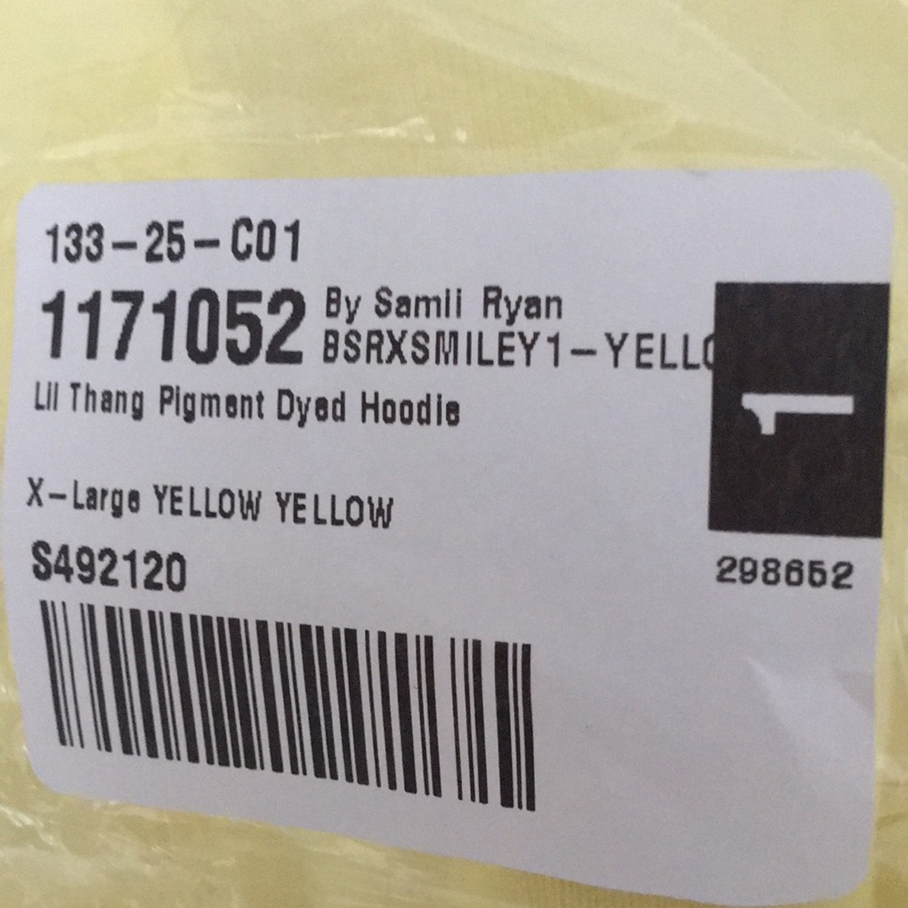 By Samii Ryan Lil Thang Pigment Dyed Hoodie - Picture 5 of 11